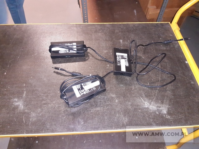 Sprzęt elektroniczny - pakiet zawierający 144 poz. asort. (wg oddzielnego wykazu), w tym m.in.: notebooki (bez dysków twardych), telefony, multimetry itp. 